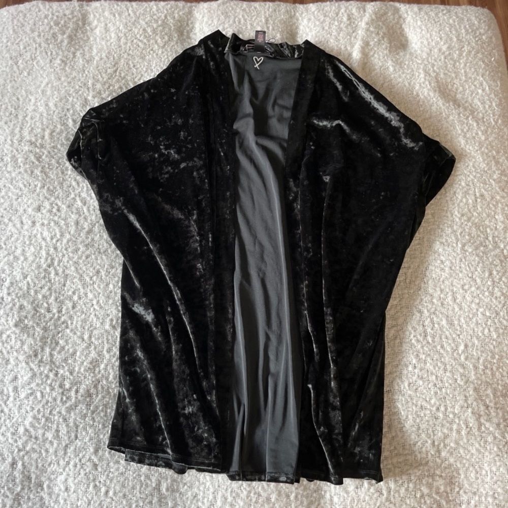 Victoria’s Secret xs velvet shawl
